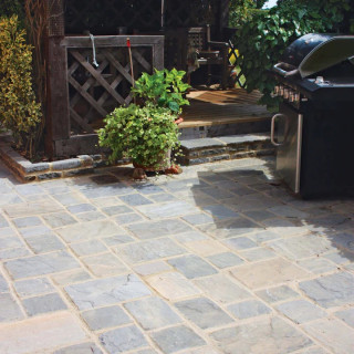 Global Stone Old Rectory Monsoon Sandstone Cobbles Project Pack 10.71m²